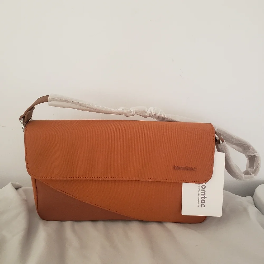 Tomtoc Versatile-A0203 Switch Daily Bag NWT
